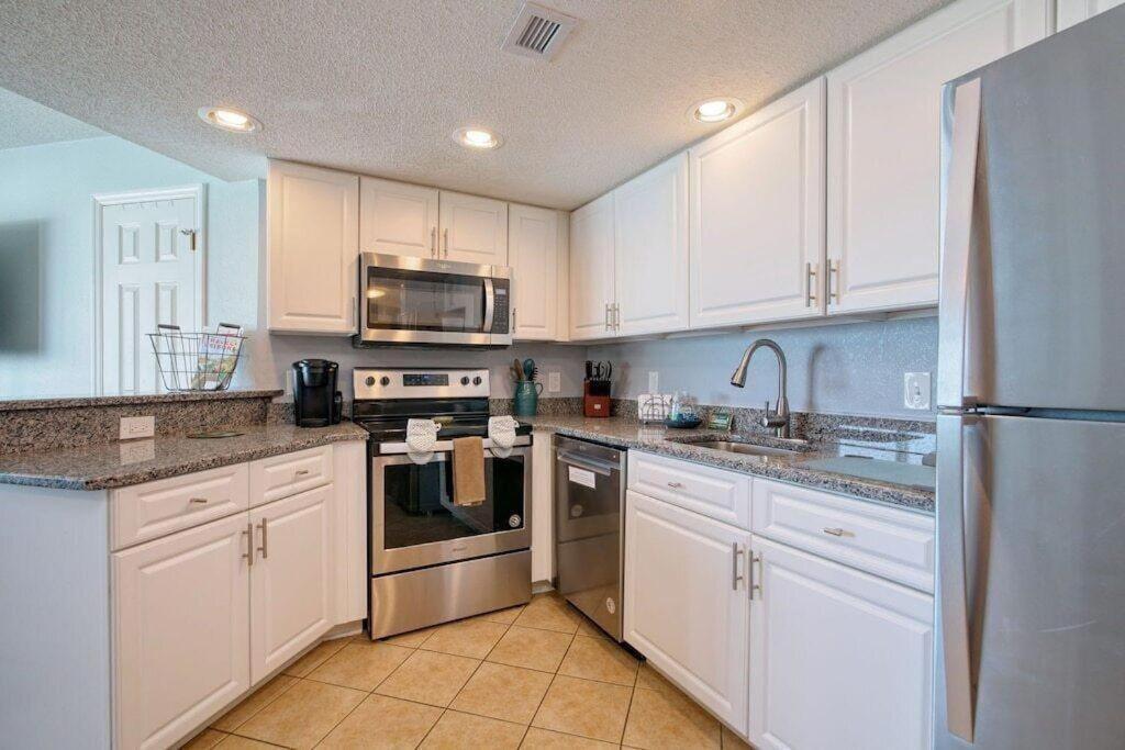 Вилла 2501 S Ocean Blvd, 1031 - Ocean View Sleeps 8 Миртл-Бич Экстерьер фото